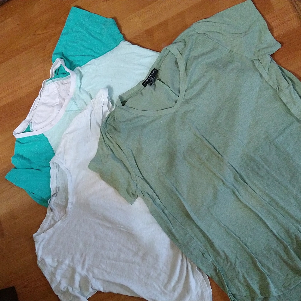 Athletic tee bundle